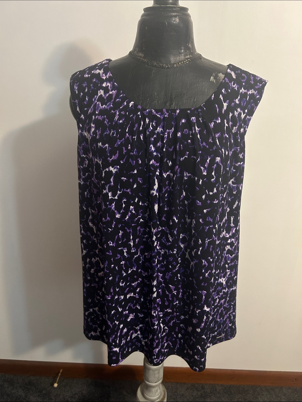 Calvin Klein sleeveless abstract Printed Blouse - Purple/Black
